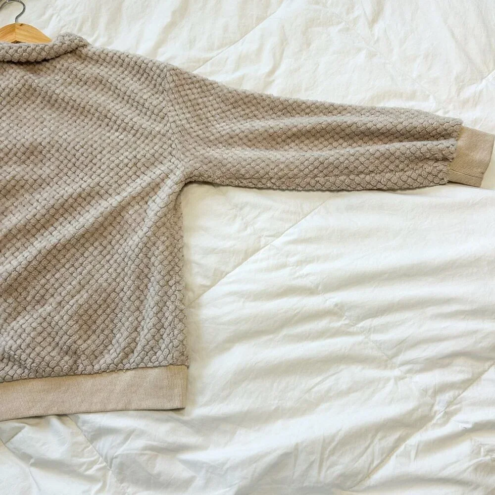 Shein Beige Textured Fleece Pullover Medium Long Sleeve 1/4 Zip Cozy Sweatshirt